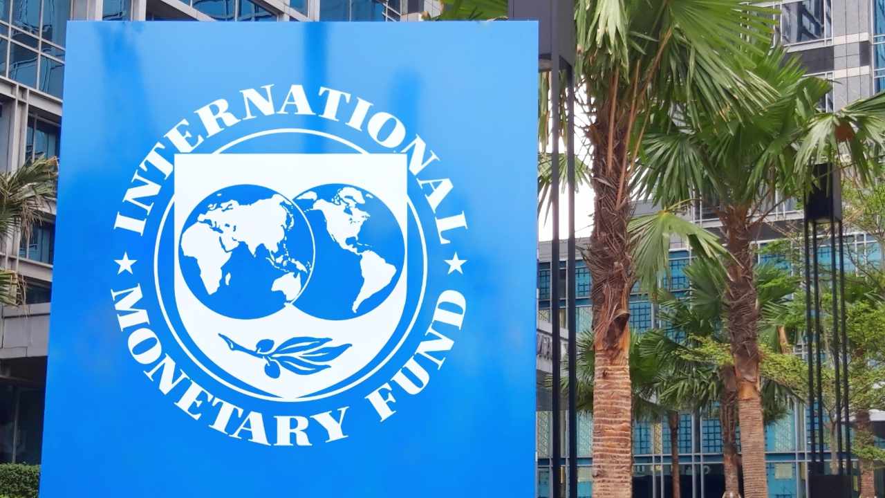 El-Salvador-va-IMF-Tien-Xa-Giam-Thieu-Rui-Ro-Bitcoin